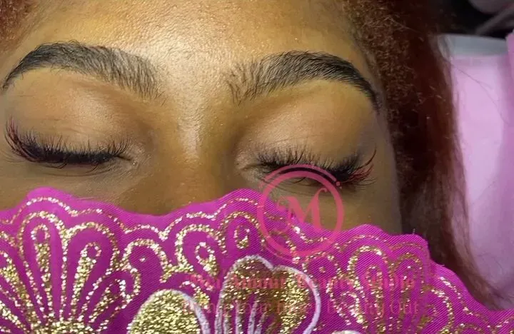 https://cdn.salonspotlight.com/photos/ROo31G1g6bZetjVPBBZG/915bb219-089a-43d2-bac2-6cbbc81371a4_720x720