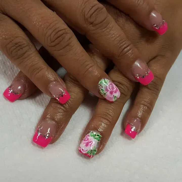 https://cdn.salonspotlight.com/photos/RVGLiJoKsSCnbQ7EQACq/62f56b93-5f30-426b-8310-e41da93f0df4_720x720