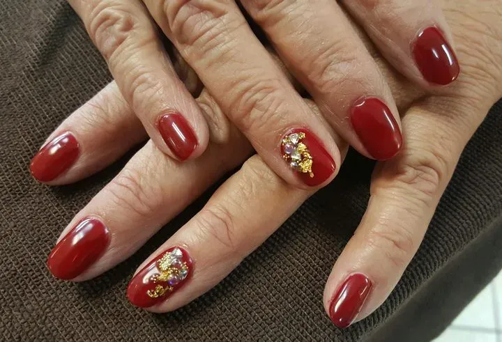 https://cdn.salonspotlight.com/photos/RVGLiJoKsSCnbQ7EQACq/fd0f79c1-9646-4e3e-9ccd-92cb4005498a_720x720