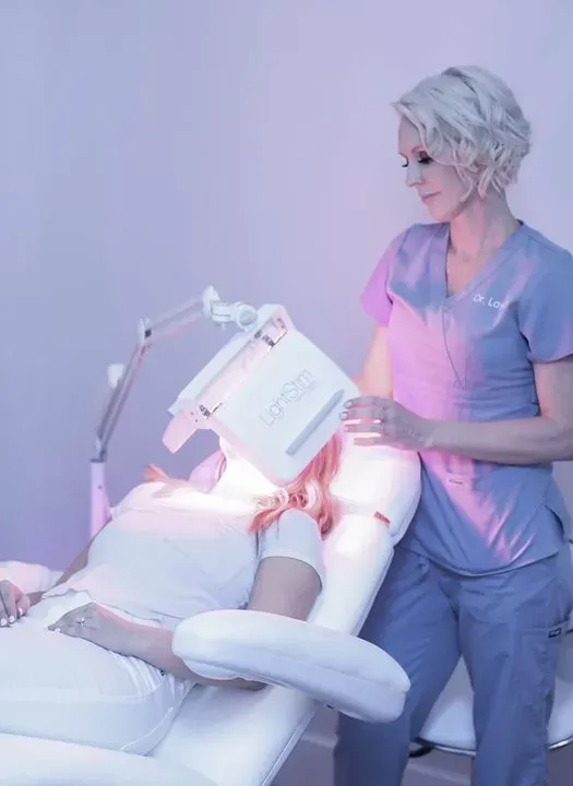 https://cdn.salonspotlight.com/photos/RWw2abTXFepwIJtqzLBl/2fcd265c-4bfa-4e12-8b80-8f4c7a81d0f1_720x720