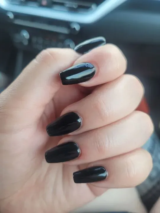 https://cdn.salonspotlight.com/photos/Rcbu6y1X2vyFBFTPLt2Z/d5047af4-f1d6-4e90-94d8-0c36356b4e5e_720x720