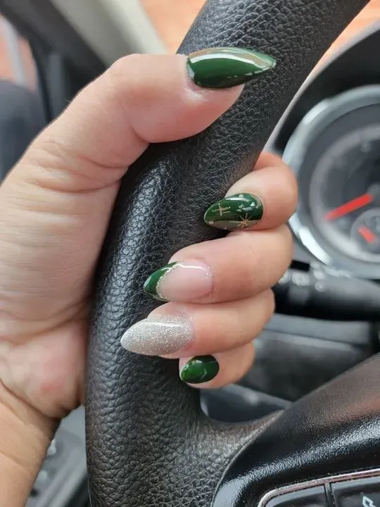 https://cdn.salonspotlight.com/photos/RdkRvs6cKMoMLiXpfSIM/4590fc87-97d7-4f57-b496-192fce1a97ec_720x720