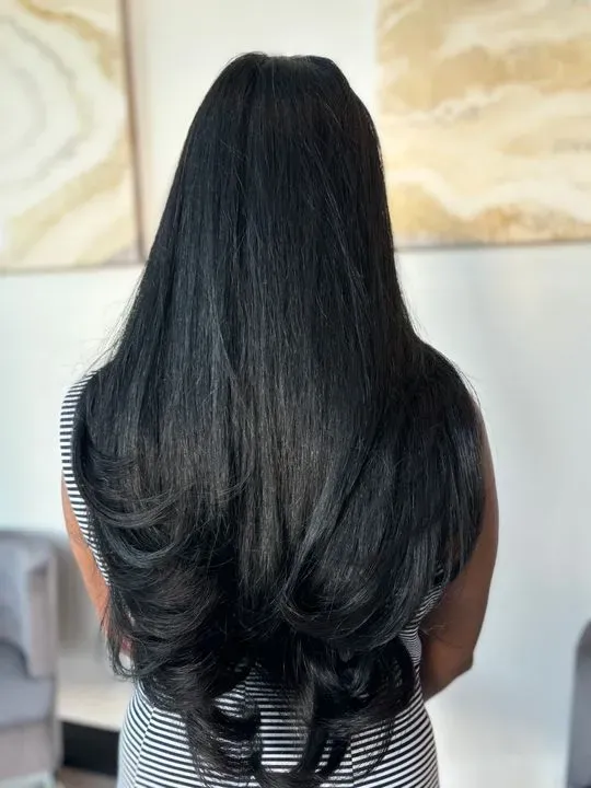 https://cdn.salonspotlight.com/photos/RdyRCXG7KXzyqufwZefa/c3b22c4c-91c3-4a50-8afa-9d7128bea6b3_720x720