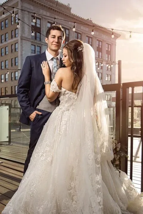 https://cdn.salonspotlight.com/photos/RgY0c3JBq6EE447t829G/c05ff2d7-c152-4295-b055-05ee54661e5b_720x720