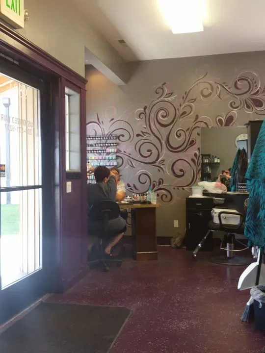 https://cdn.salonspotlight.com/photos/RsUyz7cKDVOuE6zsOXgG/910c6fae-ece4-4ab1-aac7-831986856634_720x720