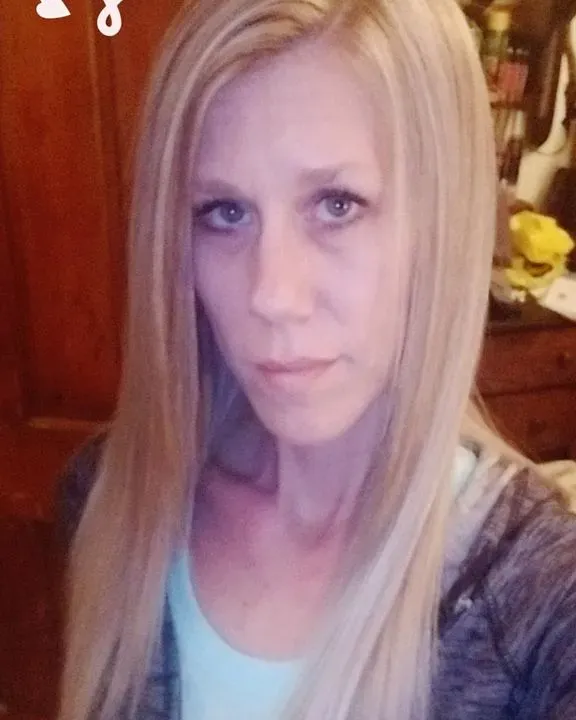 https://cdn.salonspotlight.com/photos/Rsruy3AdKbgfA91SHnYm/d37bb450-8baa-4f41-b2e7-8a481d1e40a8_720x720