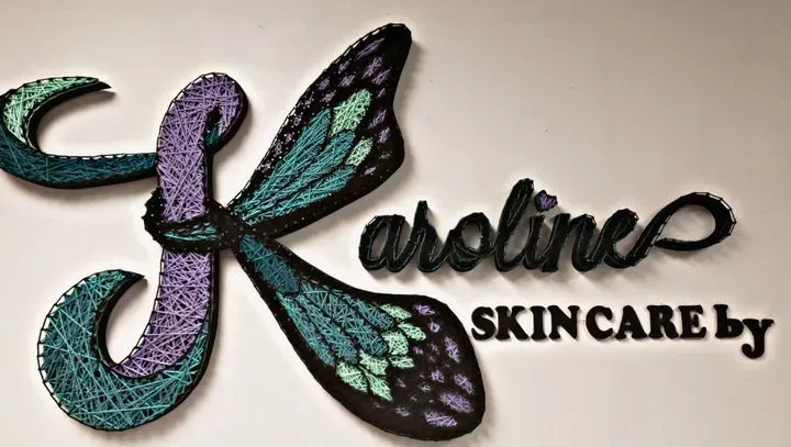 https://cdn.salonspotlight.com/photos/RuWB02kCpixTLNd6lmxE/18628b44-3bd2-4cf9-add3-4b675f672b45_720x720