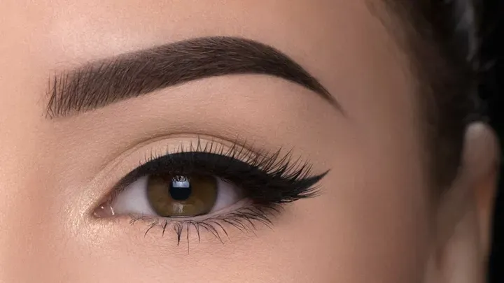 https://cdn.salonspotlight.com/photos/RvgENWt5sIfRq3y441Wc/fc46fc38-e40f-4fcd-a98a-6b63367aee0a_720x720