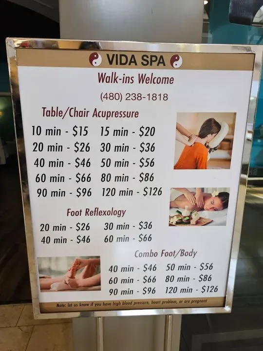 https://cdn.salonspotlight.com/photos/RxZ8d6ngp9s1NPJsMHEP/3e8a7b45-5a11-4dc0-af1d-924c4c364655_720x720
