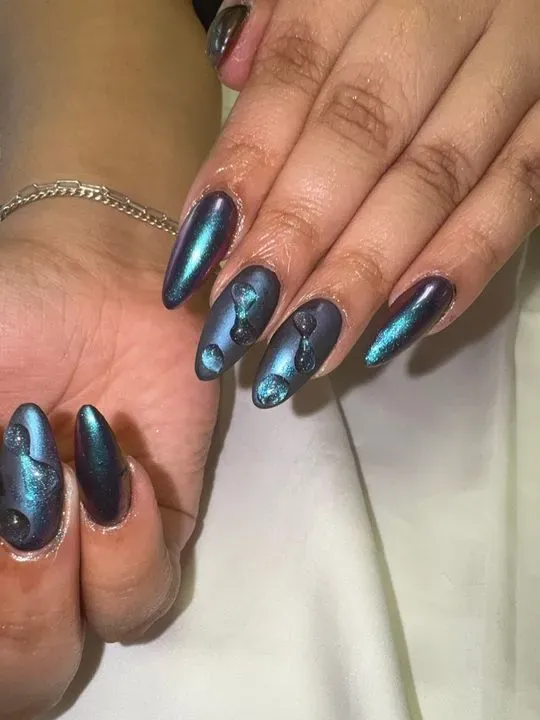 https://cdn.salonspotlight.com/photos/S1Y6yiyoGh8OjkIEqZpn/c59634bc-c0a1-45ab-b8ca-54be41970b8e_720x720
