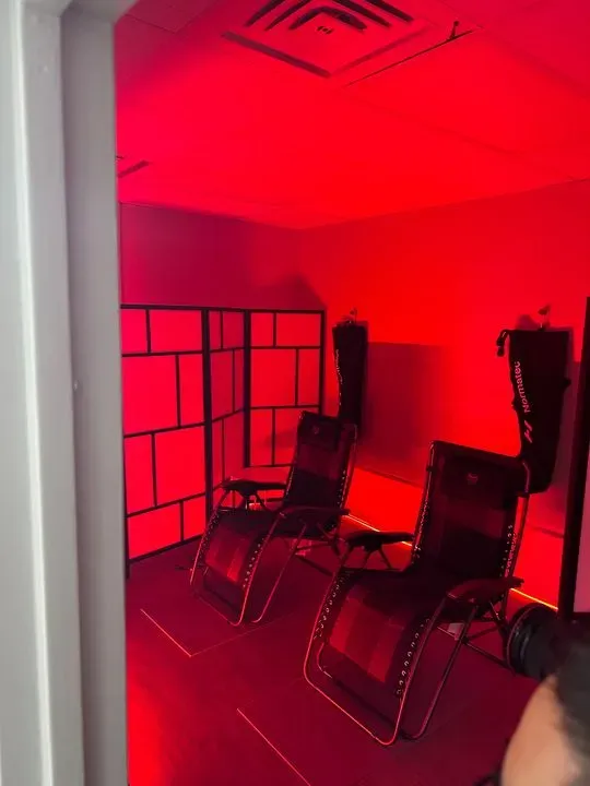 https://cdn.salonspotlight.com/photos/S237ndekEKbqBZswkVvT/7f4e653d-a27a-4f25-b6ef-d9d10da3e43d_720x720