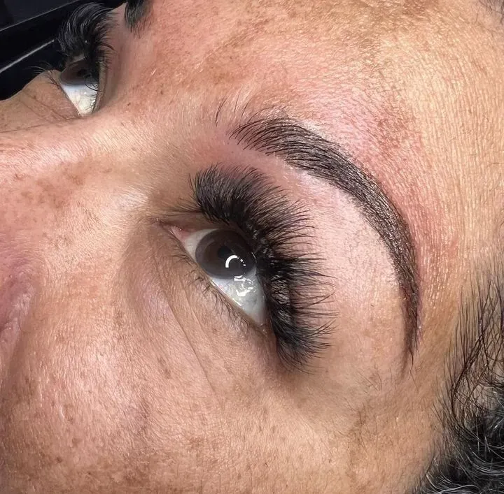https://cdn.salonspotlight.com/photos/S513dz9jZCGz1DiJN6nI/86245454-e1d5-4640-ab15-cecd5a170b77_720x720