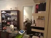 https://cdn.salonspotlight.com/photos/S72qJTxYjsh7ttjtv14Z/153baef5-3abc-4bc0-9297-2a609ae271e7_720x720
