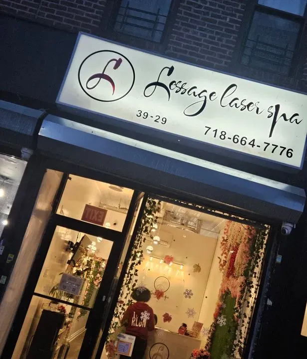 https://cdn.salonspotlight.com/photos/SEaqyTOE2PvjLou5RQju/c21cfa7e-1207-4bd6-b60e-097c6e463406_720x720