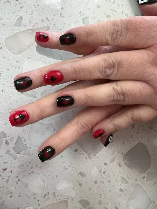 https://cdn.salonspotlight.com/photos/SQzKoDTuuch4CrpqjhWb/5187f94b-7563-4711-9ef0-41bc5f7c85e4_720x720