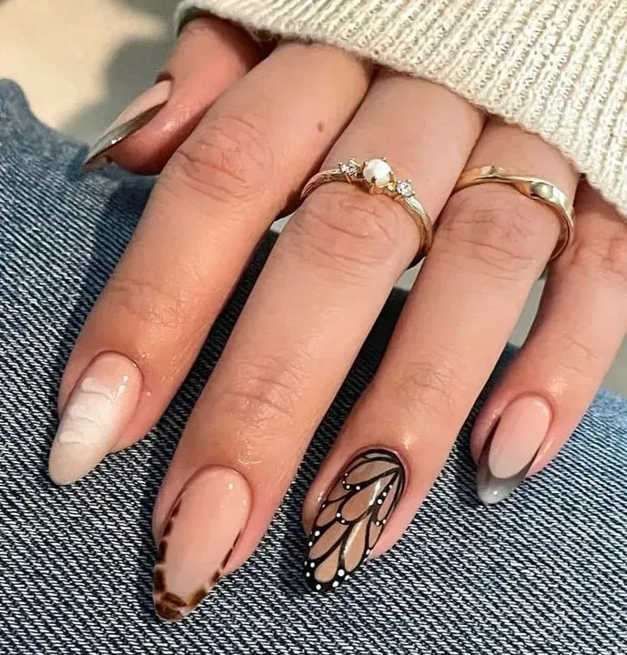 https://cdn.salonspotlight.com/photos/SS0jdsivCF65VArDKfZs/d7228b2e-cf10-457b-bdc1-7be318668536_720x720