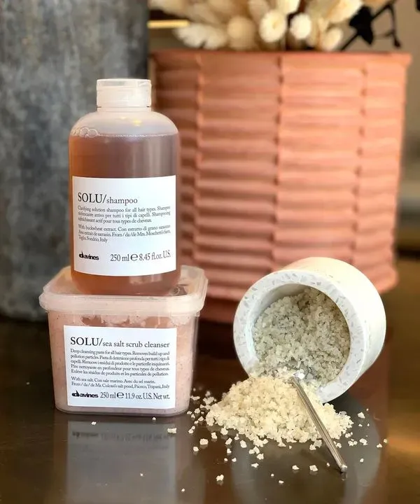 https://cdn.salonspotlight.com/photos/SVESDWgkqIp97hD7UQkm/50c12b8c-724f-47db-b65c-ae0a0ba3a7d9_720x720