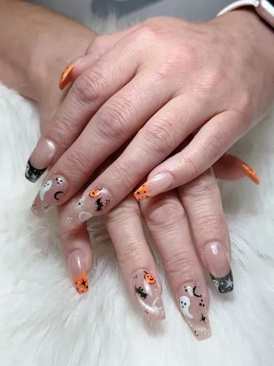 https://cdn.salonspotlight.com/photos/SXi9ZhTpJMw65UPIopb7/345e79b7-ca91-4822-84e0-4e38e9d578e5_720x720