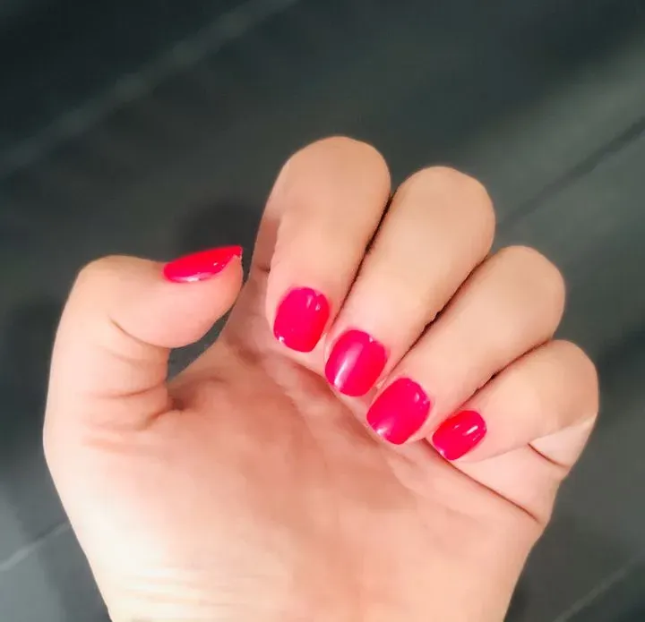 https://cdn.salonspotlight.com/photos/SdT9ZMq5vvFE33PLMsFk/71036d9a-bf7f-49bd-8d69-0734f34887ee_720x720