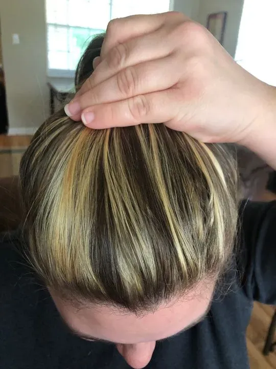 https://cdn.salonspotlight.com/photos/SdnBQcVybzeOnbI2be9S/01d7451a-b342-487c-84a2-8a374dd3a7d9_720x720