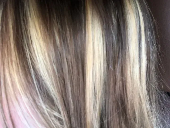 https://cdn.salonspotlight.com/photos/SdnBQcVybzeOnbI2be9S/d81d4447-e927-40a2-bf24-ffa86191ae3f_720x720