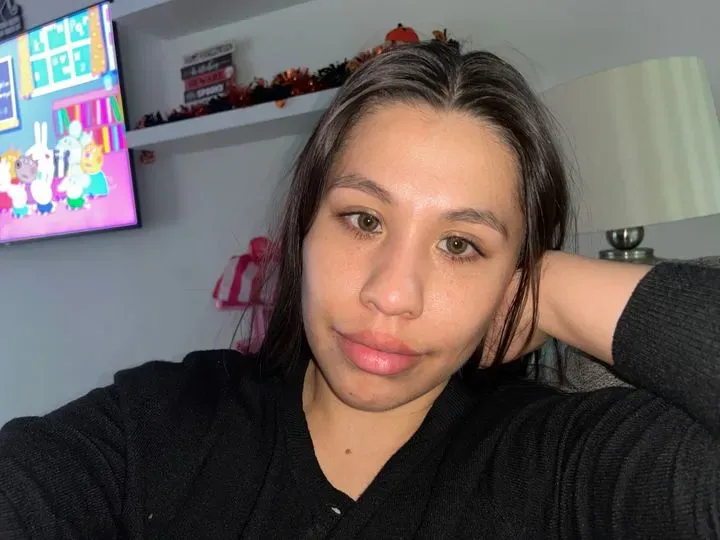 https://cdn.salonspotlight.com/photos/SgWqwuduPewA1QJLwgD4/58743a6f-fe54-48f5-9932-6cef65cdb44a_720x720