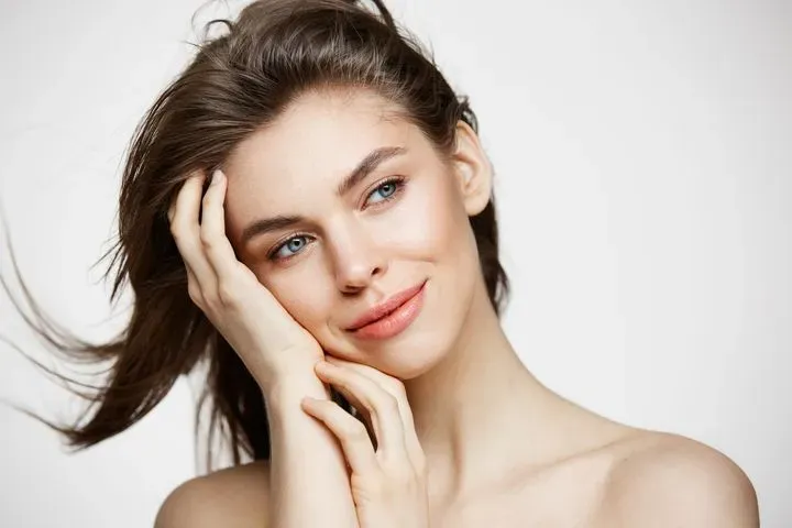https://cdn.salonspotlight.com/photos/Sw1iV1czKI6LyOaLJ3qQ/7ee1ebd5-2966-4d3b-a157-515dbf0df69f_720x720