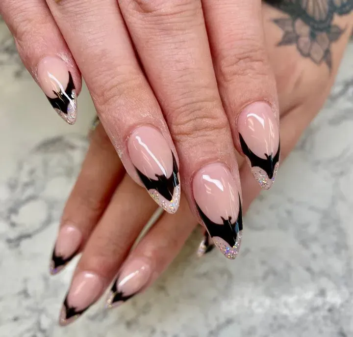 https://cdn.salonspotlight.com/photos/T6nI7fcNxepbpQsGrQfP/926e8df3-1336-425e-8c6b-be094f7b6bc3_720x720