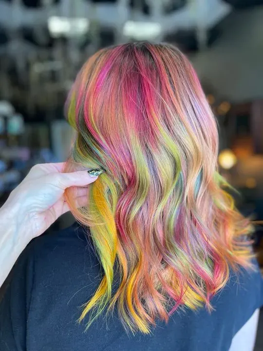 https://cdn.salonspotlight.com/photos/T8c2zNi56Kkkn8iv0FeS/a4ee0462-261b-42f0-9e92-e82c4f3c8713_720x720
