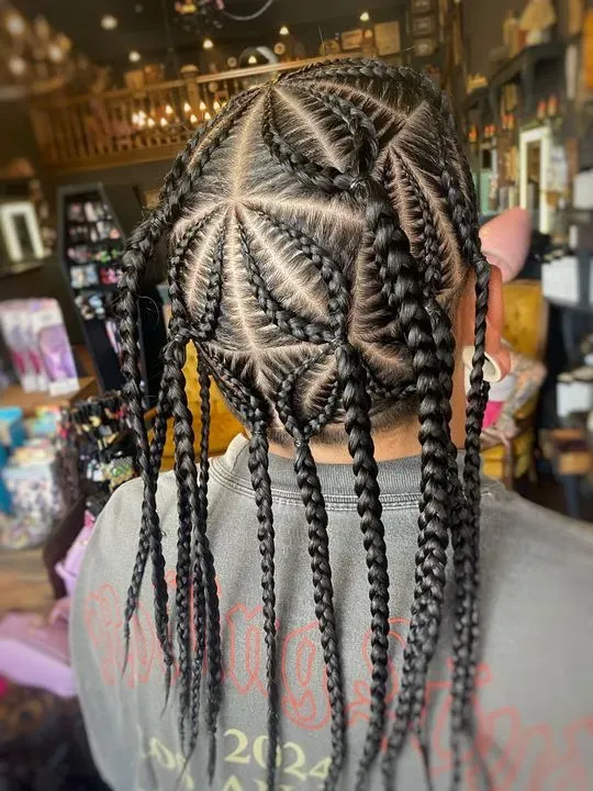 https://cdn.salonspotlight.com/photos/T8c2zNi56Kkkn8iv0FeS/c99c64de-45d3-4127-a2be-753f4b518f09_720x720