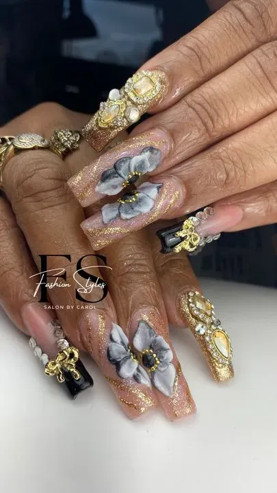 https://cdn.salonspotlight.com/photos/TDNWQTNi8SsQIUQmRvdG/4d907cf5-8ea6-446b-a47d-73f7472ca16e_720x720