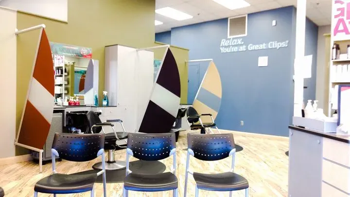 https://cdn.salonspotlight.com/photos/TDm9D4PiFMPAl0PTAqUB/ec7a3635-039f-4b71-9711-e60f57f1f55a_720x720
