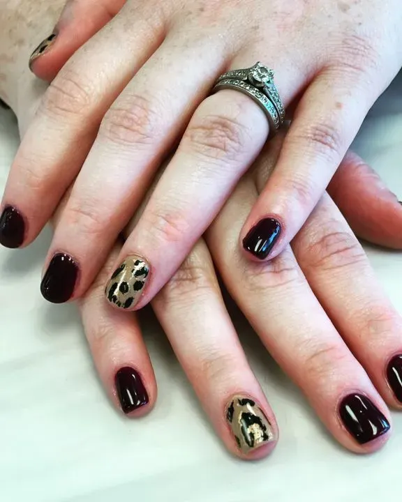 https://cdn.salonspotlight.com/photos/TEQCv6SC3WLemk9SJMwn/e37d621e-6c94-4a3d-8b06-1e0a58fbbcea_720x720