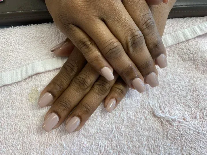 https://cdn.salonspotlight.com/photos/TETYNu3Kqf2Rh2gI59AQ/60e1e462-633a-4d1c-a77d-ec35e6f27e0d_720x720