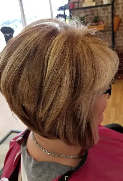 https://cdn.salonspotlight.com/photos/TElIkOTEKB5HXTmiZFGI/9f0b1984-3049-421a-952e-3f2d6177ff79_720x720