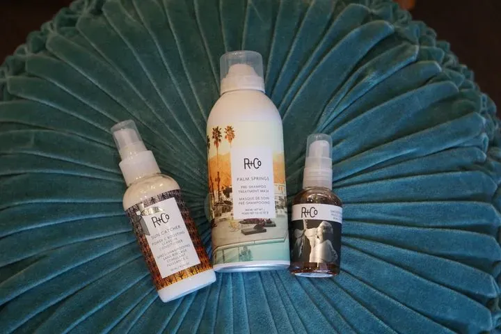 https://cdn.salonspotlight.com/photos/TP8JUoHJrQmgi6NAvKXw/6d802f35-8d9d-4761-95aa-8b58ac26a9d7_720x720