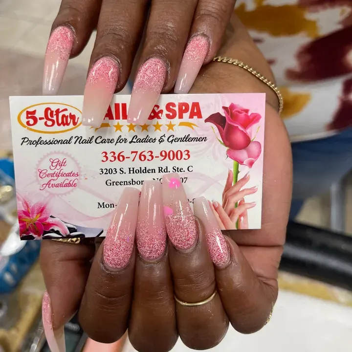 https://cdn.salonspotlight.com/photos/TdGC5G2VWAdcdRAc3Ffy/0e2c0121-c1bf-4fa9-8827-447312c24e6f_720x720