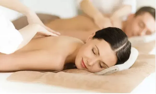 https://cdn.salonspotlight.com/photos/TiD4mayOmcZUzX4qiRhi/256475e2-098b-423f-a4ac-6051d703235d_720x720
