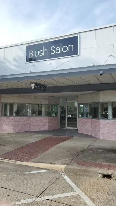 https://cdn.salonspotlight.com/photos/ToXQyg1M1ca7Nw7Imgua/64e3534e-f0d7-4cf7-a509-609ee7a1d832_720x720