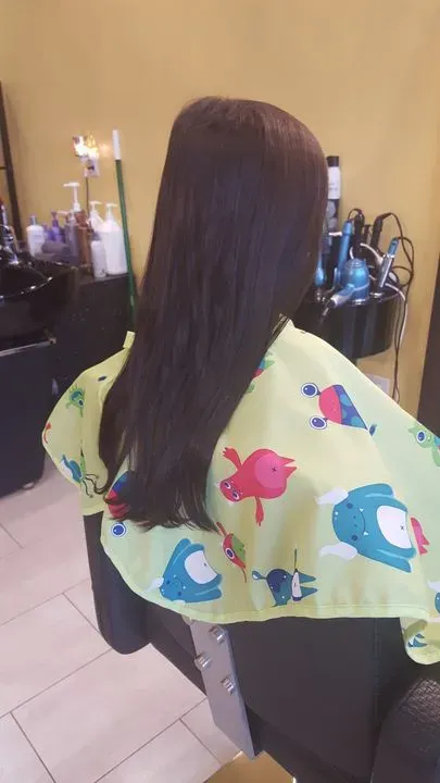 https://cdn.salonspotlight.com/photos/TpNNmItSdXb8pOumwI4U/5d4575f2-b829-4638-a48d-69aa2b637b23_720x720