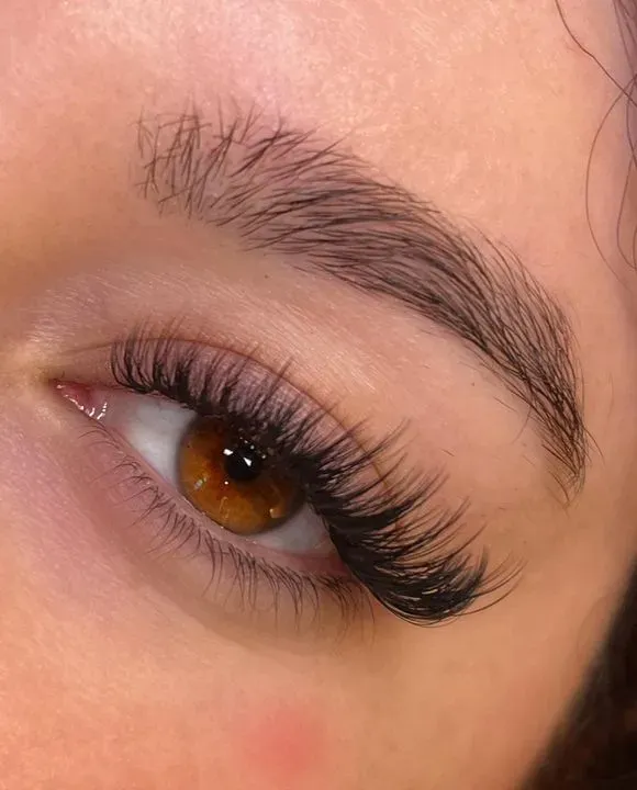 https://cdn.salonspotlight.com/photos/TtaJAwcQOlbsBD2zFKTl/5655f3ec-1999-40be-98bf-70bc31abe81f_720x720