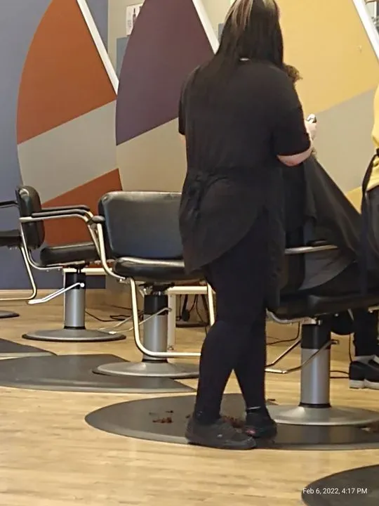 https://cdn.salonspotlight.com/photos/U02gg1SSQkPg4EucpIhM/9a269a59-729c-436c-8a81-24f8a5ae0c70_720x720