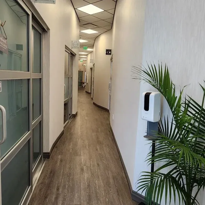 https://cdn.salonspotlight.com/photos/U2HQkSEi7cTqxmXDauvu/717b93ac-d9ec-4f3a-8c7b-368c27d87403_720x720