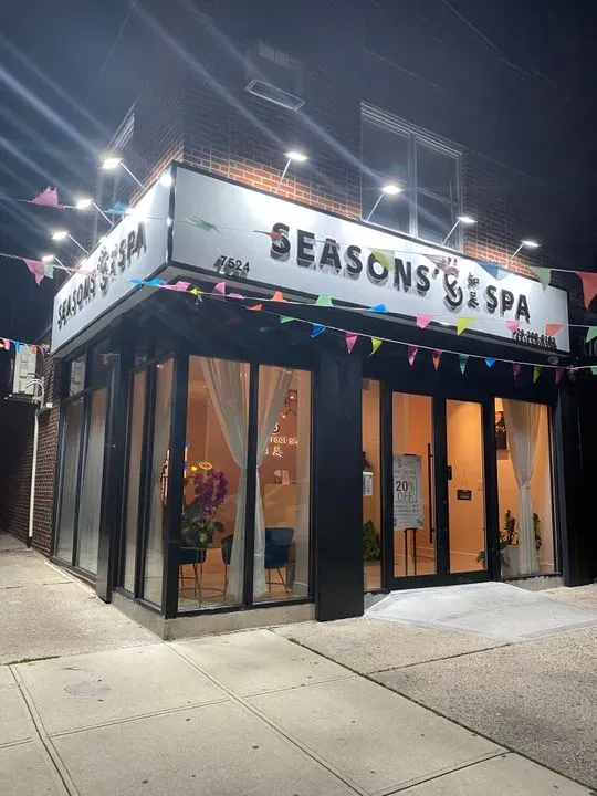 https://cdn.salonspotlight.com/photos/U2cZXO0e7UcZ6rRpPoFE/3d5aae40-6423-4936-ab8f-81e1dbb8f9e4_720x720