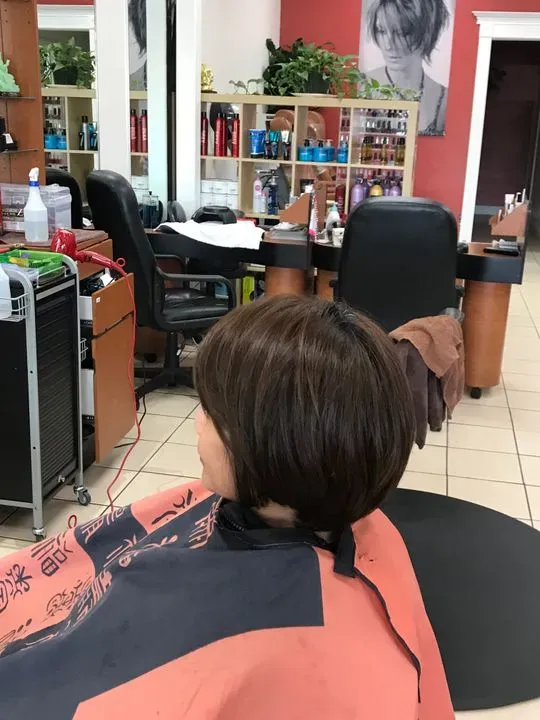 https://cdn.salonspotlight.com/photos/UAA5CVOIOP3rjkk4bP9f/6a7affec-3733-4985-9bed-ac4434d52e52_720x720