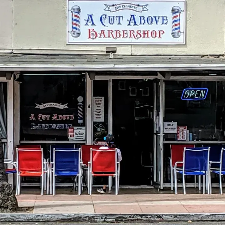 https://cdn.salonspotlight.com/photos/UMzVaMqUWtCI4xAPYkPt/faf2f3f6-8ff1-4978-a9e1-15257afbcbd6_720x720