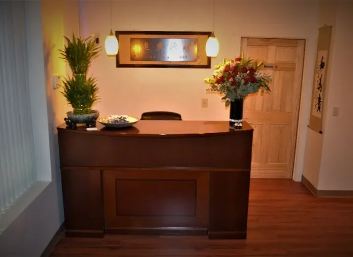 https://cdn.salonspotlight.com/photos/USHpjsxSAWGMnshmcXVP/921f64ab-6ee7-48c8-8174-a2c928baaedc_720x720