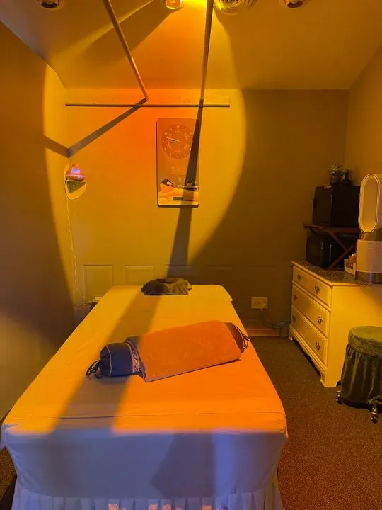 https://cdn.salonspotlight.com/photos/UdY3kMkNnaN7U2Z4VlE0/65cfba24-49e7-41f0-9b2f-372ac989badd_720x720