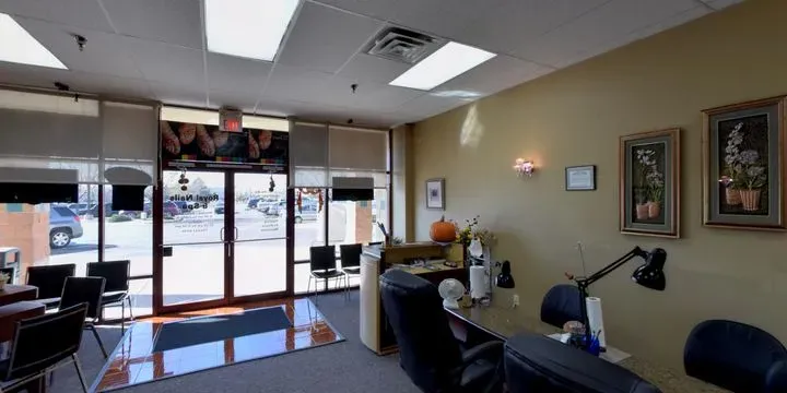 https://cdn.salonspotlight.com/photos/Uz56xj8mLkAUXQi8h644/11f2c8ef-2920-4450-99cc-5407d02c3197_720x720