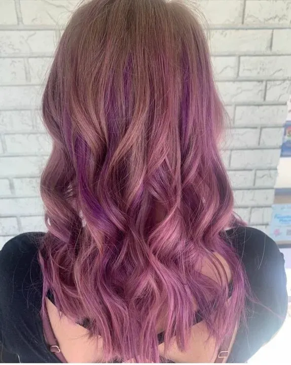 https://cdn.salonspotlight.com/photos/Uzfloi6MC2zl3bsQwf2V/326002e9-893d-44b6-bd06-a2c5c43b6f02_720x720